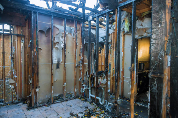 Professional Emergency Fire Cleanup technician working in Good Hope, CA